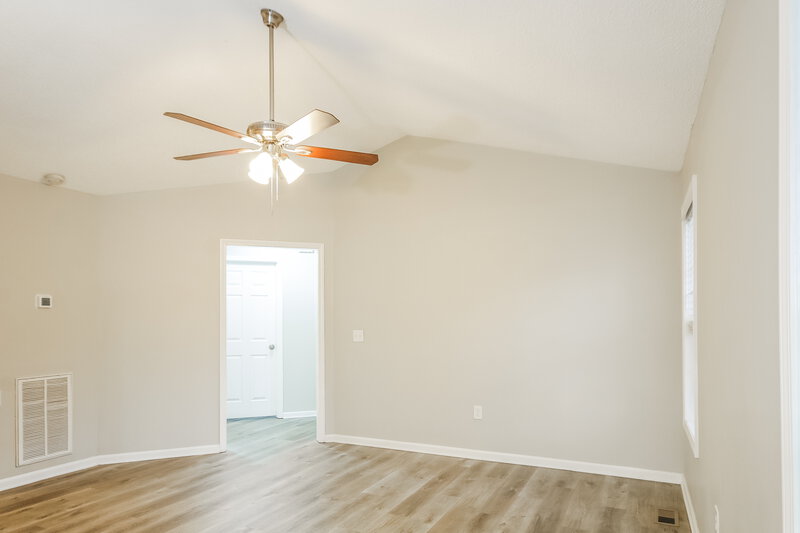 3,060/Mo, 820 Turning Point Ln Concord, NC 28027 Living Room View 2