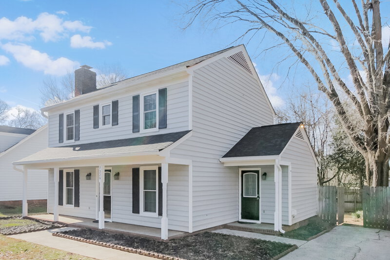 2,600/Mo, 7329 Morris Pond Dr Charlotte, NC 28227 Front View 2