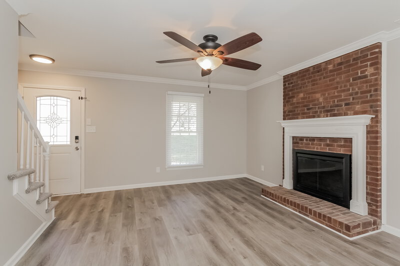 2,600/Mo, 7329 Morris Pond Dr Charlotte, NC 28227 Living Room View