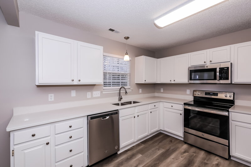 2,075/Mo, 5028 Revelation Way Monroe, NC 28110 Kitchen View 2