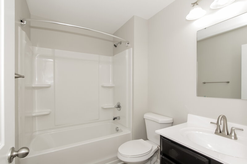 3,000/Mo, 1123 Tangle Ridge Dr SE Concord, NC 28025 Bathroom View