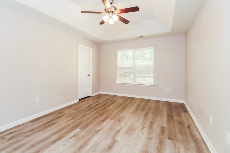 2,050/Mo, 7230 Frances Irene Dr Charlotte, NC 28215 Main Bedroom View 2