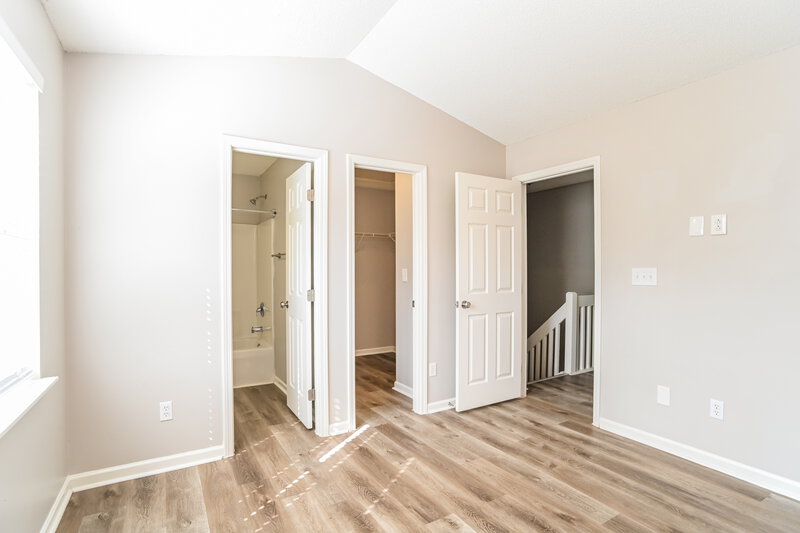 1,635/Mo, 5966 Cougar Ln Charlotte, NC 28269 Bedroom View 2