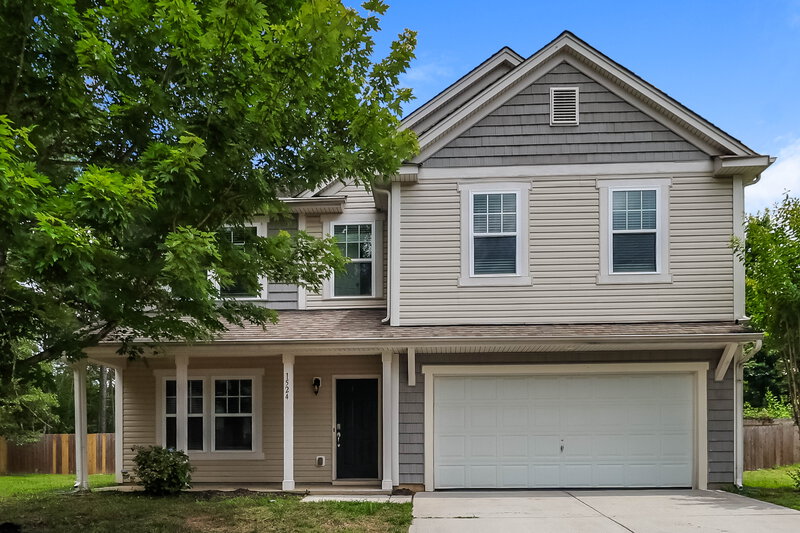 2,970/Mo, 1524 Black Swan Ct Clover, SC 29710 External View