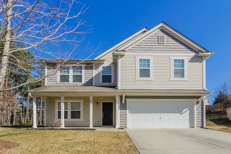 4,040/Mo, 1524 Black Swan Ct Clover, SC 29710 Front View