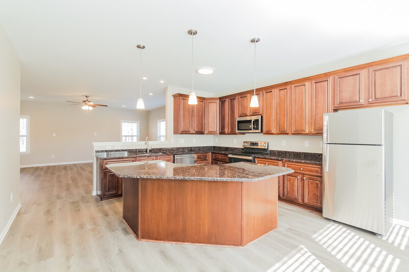 4,040/Mo, 1524 Black Swan Ct Clover, SC 29710 Kitchen View