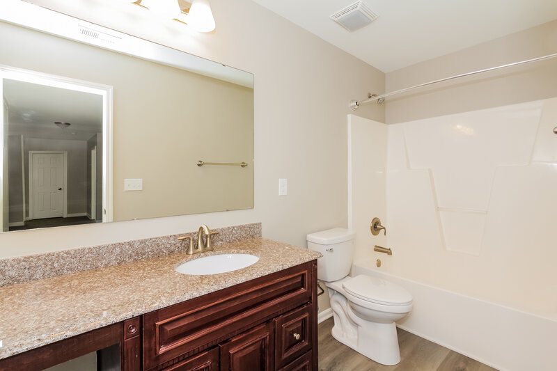 4,040/Mo, 1524 Black Swan Ct Clover, SC 29710 Bathroom View