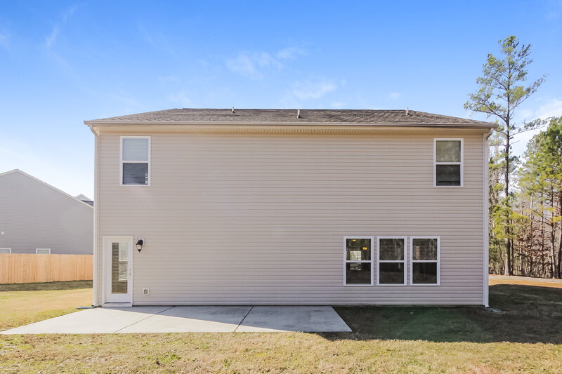 4,040/Mo, 1524 Black Swan Ct Clover, SC 29710 Rear View