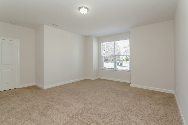 3,080/Mo, 7632 Cushing Dr # 74 Charlotte, NC 28216 Main Bedroom View