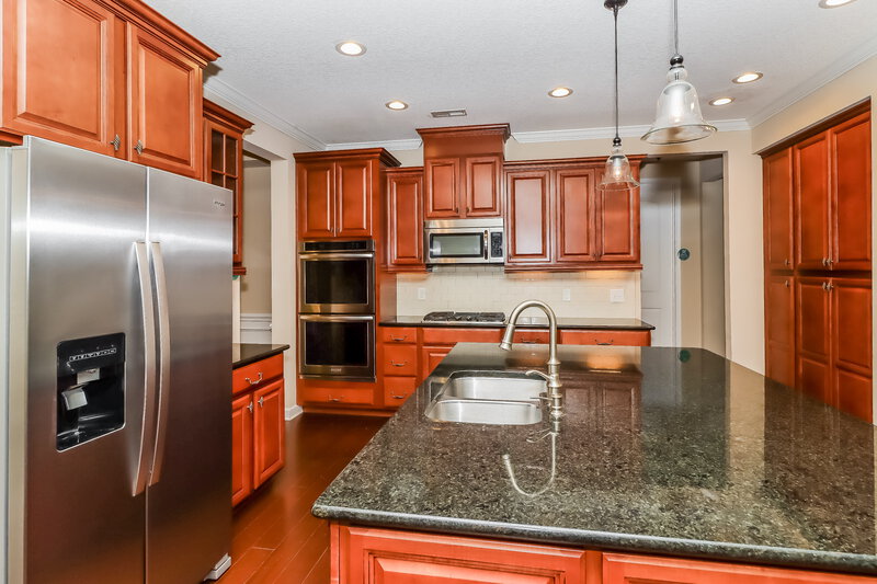 4,800/Mo, 14815 Long Iron Dr Huntersville, NC 28078 Kitchen View 2