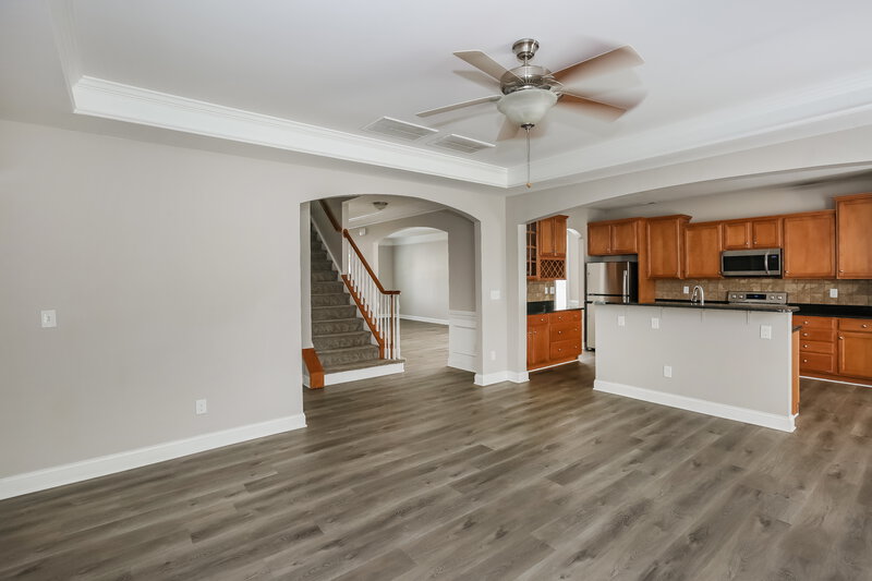 3,310/Mo, 8201 Willow Branch Dr Waxhaw, NC 28173 Family Room View 2