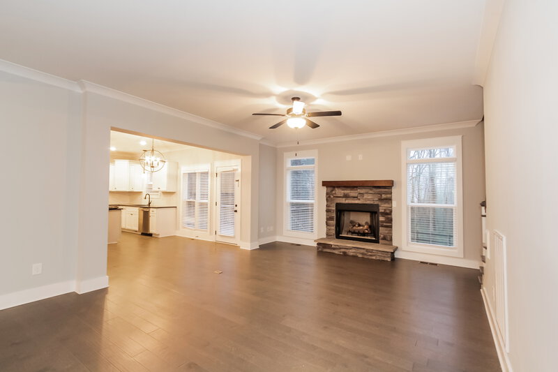 4,610/Mo, 566 Sand Trap Dr York, SC 29745 Living Room View