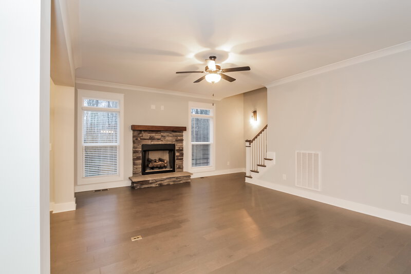 4,610/Mo, 566 Sand Trap Dr York, SC 29745 Living Room View 2
