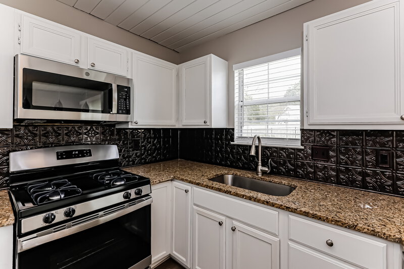 2,890/Mo, 1820 Wimbleton Wood Dr Fort Mill, SC 29708 Kitchen View 2