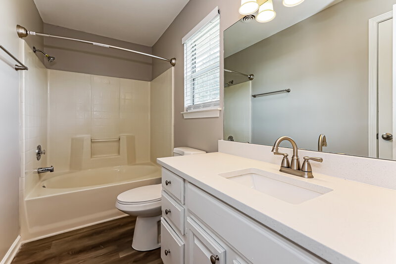 2,890/Mo, 1820 Wimbleton Wood Dr Fort Mill, SC 29708 Main Bathroom View