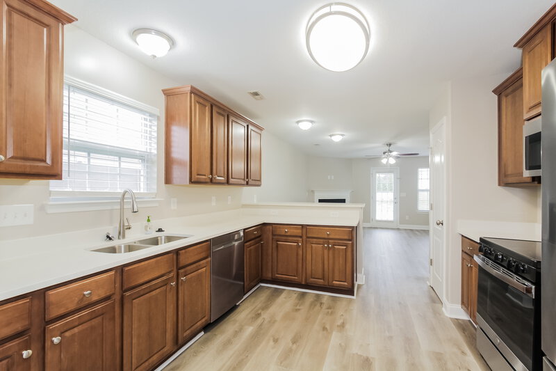 2,890/Mo, 6240 Silver Chime Way Huntersville, NC 28078 Kitchen View