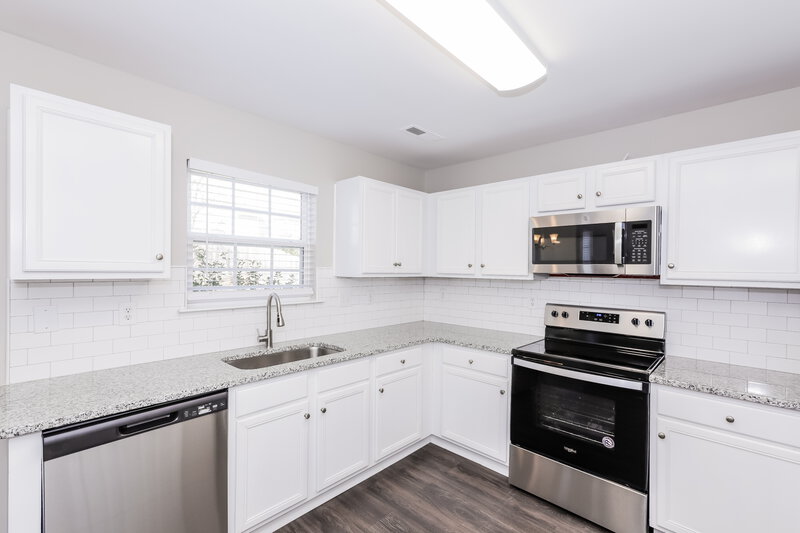 2,420/Mo, 4282 Cole Creek Dr Indian Land, SC 29707 Kitchen View 2