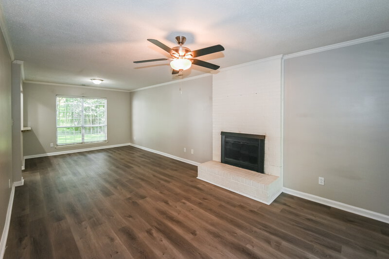 2,270/Mo, 100 Bath Cir Huntersville, NC 28078 Living Room View