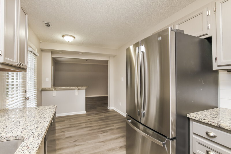 2,305/Mo, 100 Bath Cir Huntersville, NC 28078 Kitchen View