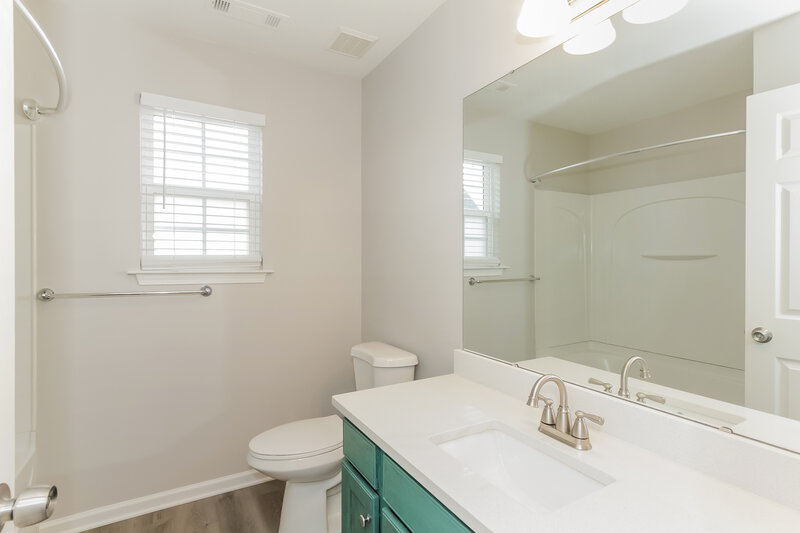 2,415/Mo, 659 Winding Branch Rd Rock Hill, SC 29732 Bathroom View
