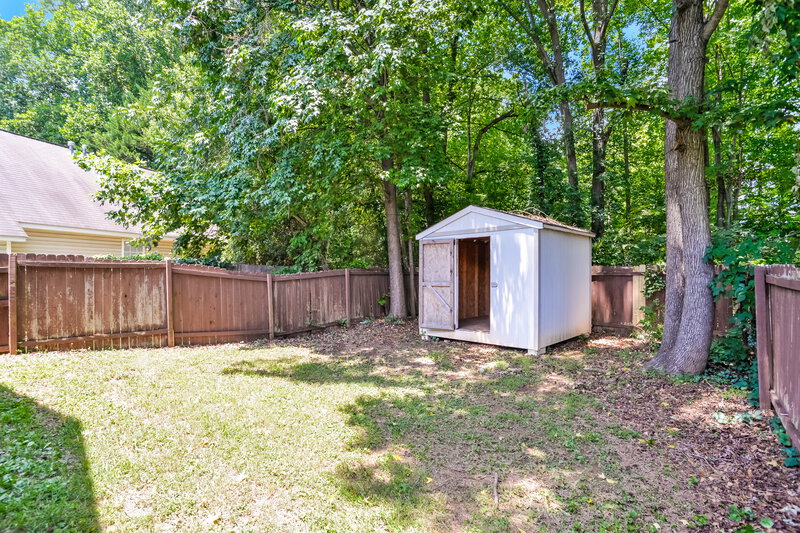 1,805/Mo, 4148 Canyon Creek Ln Charlotte, NC 28216 Exterior View