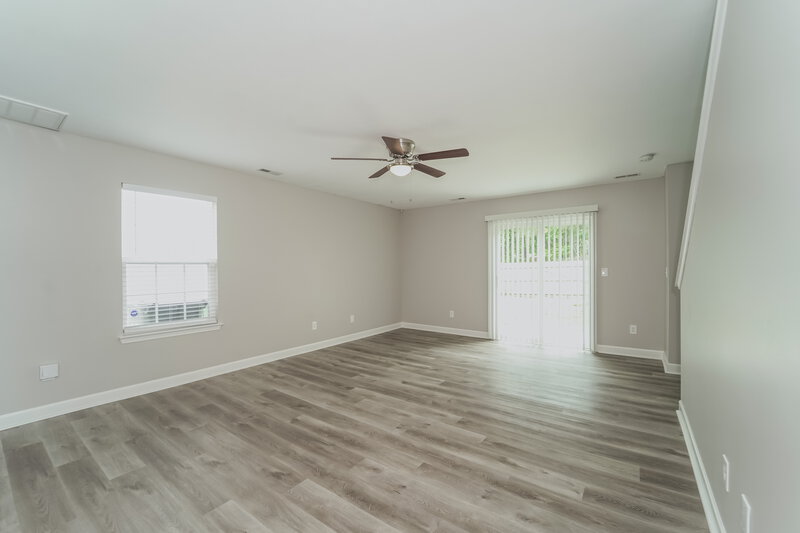 1,800/Mo, 9139 Simonton Dr Charlotte, NC 28269 Misc View 2