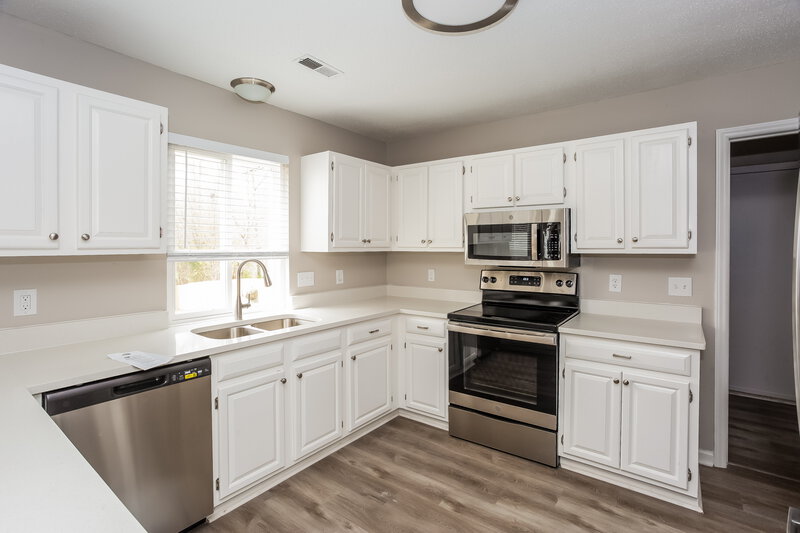 1,900/Mo, 9501 Vera Jones Ln Charlotte, NC 28213 Misc View 2