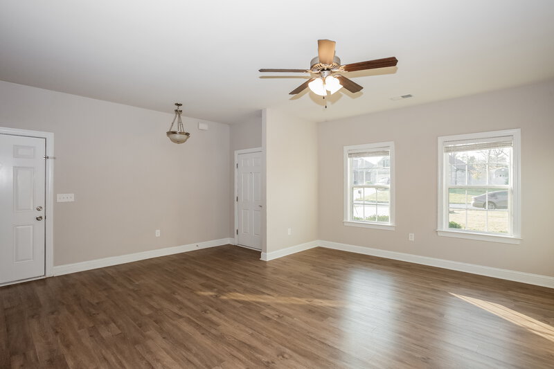 2,080/Mo, 12884 Hill Pine Rd Midland, NC 28107 Living Room View 2