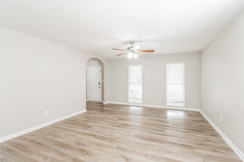 1,930/Mo, 211 Winding Canyon Dr Charlotte, NC 28214 Living Room View