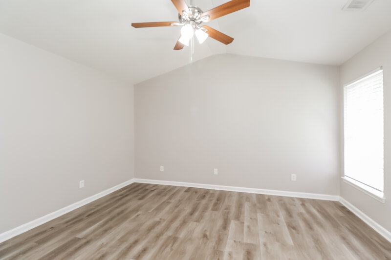 1,930/Mo, 211 Winding Canyon Dr Charlotte, NC 28214 Main Bedroom View