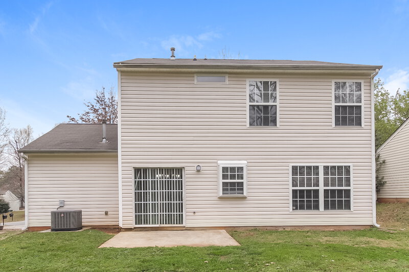 2,640/Mo, 211 Winding Canyon Dr Charlotte, NC 28214 Rear View