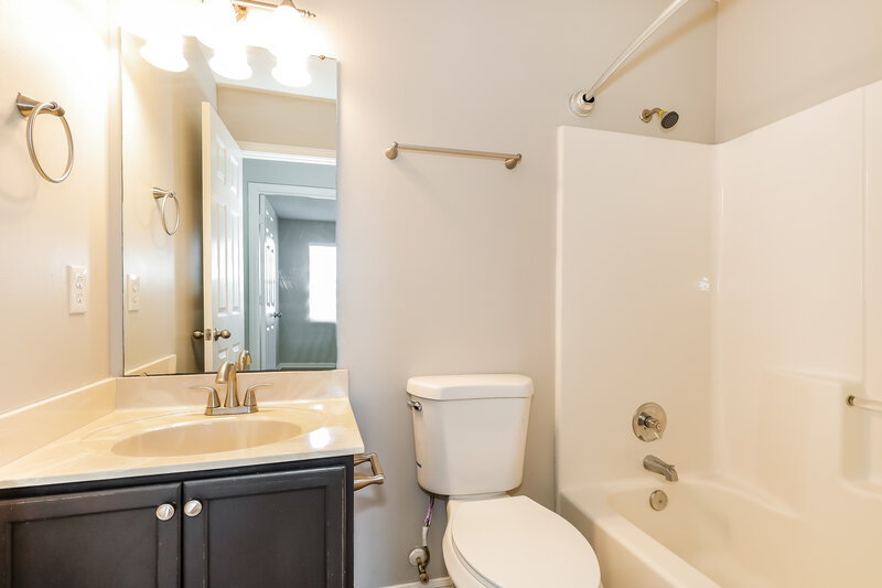 2,770/Mo, 2909 Dairywood Ln Monroe, NC 28110 Bathroom View