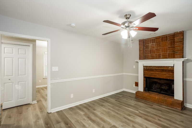 2,000/Mo, 3522 Fortis Ln Matthews, NC 28105 Living Room View