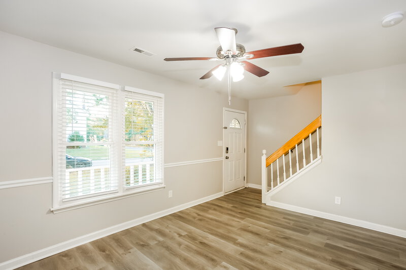 2,000/Mo, 3522 Fortis Ln Matthews, NC 28105 Living Room View 3