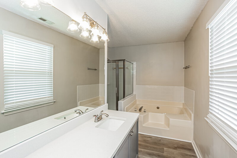 2,300/Mo, 3612 Denise Dr Indian Trail, NC 28079 Main Bathroom View