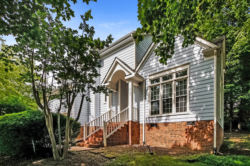 2,380/Mo, 4107 Garden Grove Ln Charlotte, NC 28269 Front View 2