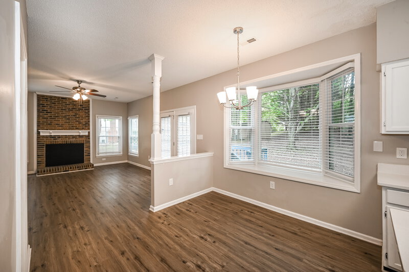 2,345/Mo, 4107 Garden Grove Ln Charlotte, NC 28269 Breakfast Nook View
