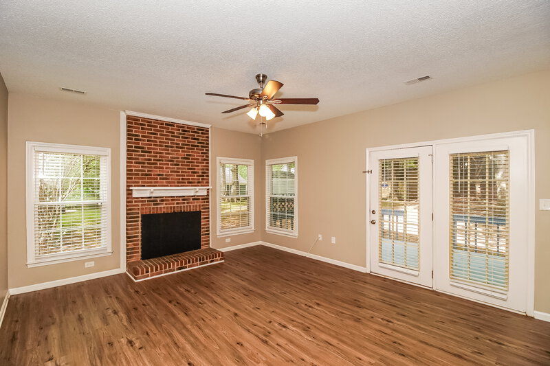 2,380/Mo, 4107 Garden Grove Ln Charlotte, NC 28269 Family Room View