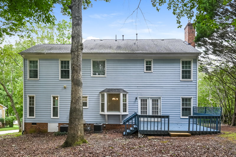 2,345/Mo, 4107 Garden Grove Ln Charlotte, NC 28269 Rear View