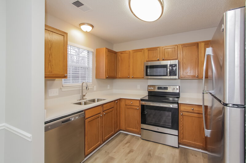 1,785/Mo, 9233 Rotherham Ln Charlotte, NC 28216 Misc View 4