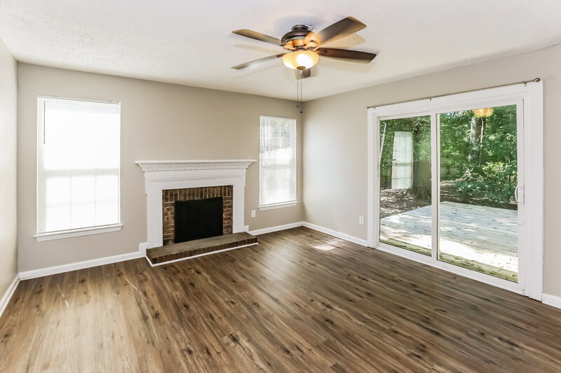 2,295/Mo, 2109 David Earl Dr Charlotte, NC 28213 Living Room View