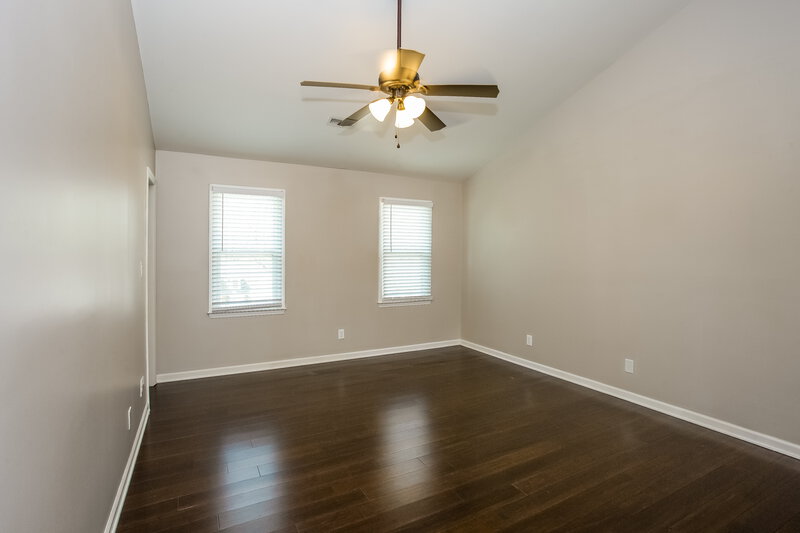 2,200/Mo, 11025 Ballards Pond Ln Matthews, NC 28105 Main Bedroom View 3
