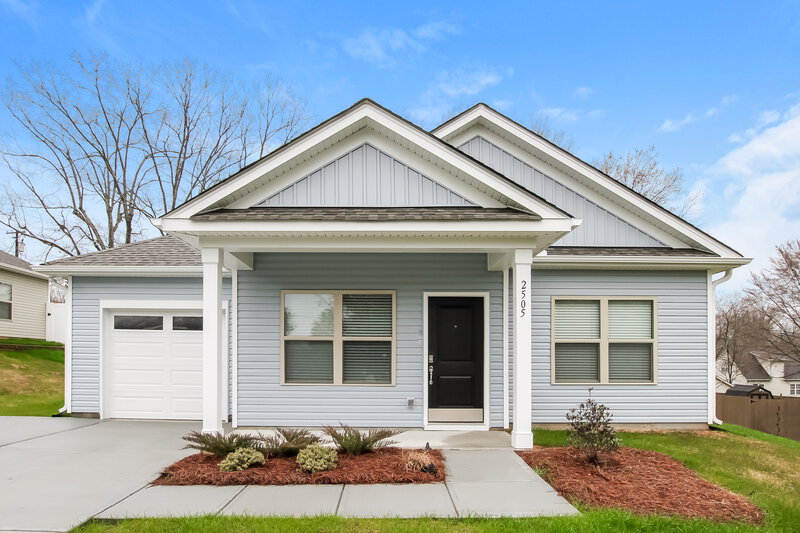 2,390/Mo, 2505 Scott St Unit 2 Kannapolis, NC 28083 External View