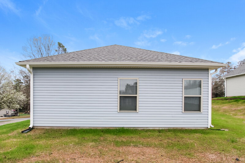 2,390/Mo, 2505 Scott St Unit 2 Kannapolis, NC 28083 Rear View