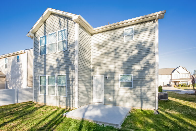 1,805/Mo, 3378 Saddlebrook Dr Midland, NC 28107 Rear View