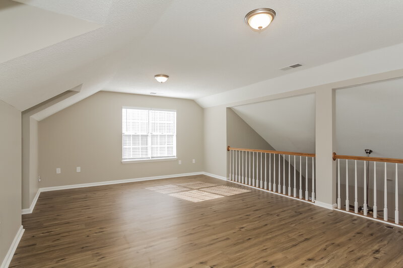 2,690/Mo, 4714 Saxonbury Way Charlotte, NC 28269 Loft View