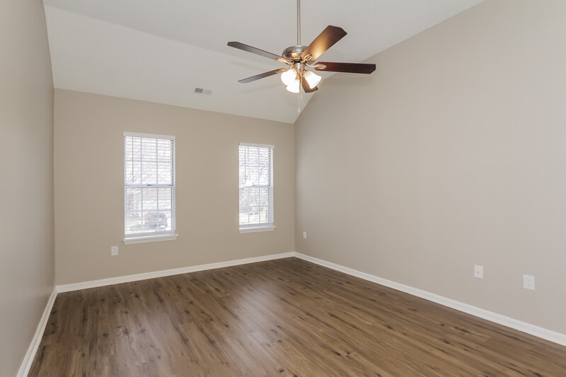 2,690/Mo, 4714 Saxonbury Way Charlotte, NC 28269 Main Bedroom View