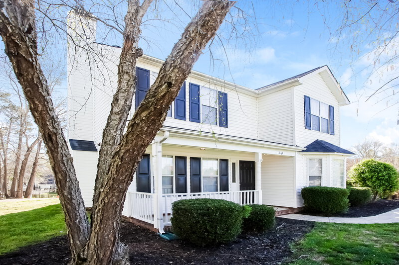2,890/Mo, 1264 Midlake Rd Kannapolis, NC 28083 Front View 2