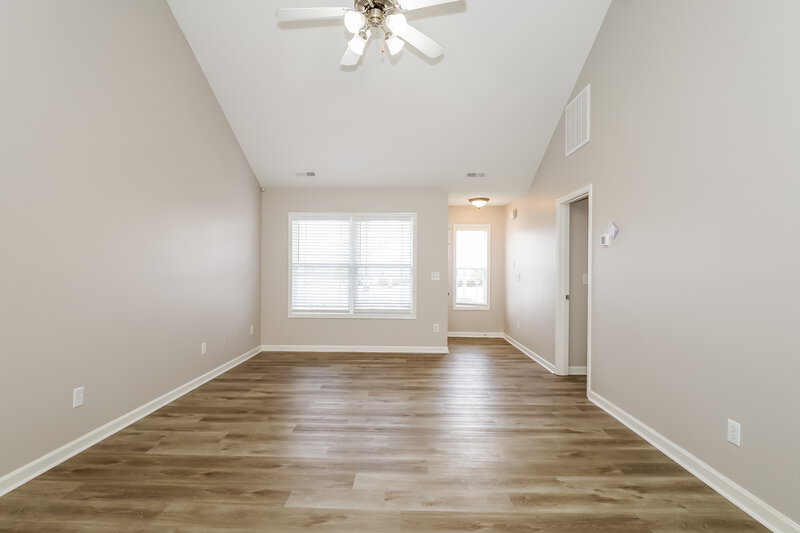 1,460/Mo, 449 Guiness Pl Rock Hill, SC 29730 Living Room View 3