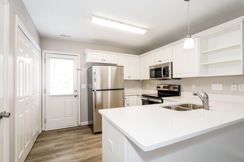 1,460/Mo, 449 Guiness Pl Rock Hill, SC 29730 Kitchen View